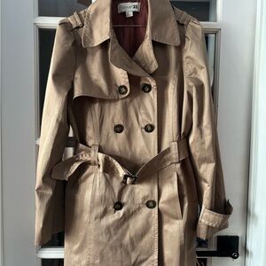 Forever 21 Classic Beige Trench Coat